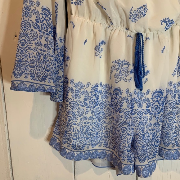 Flowy Romper - Picture 3 of 3